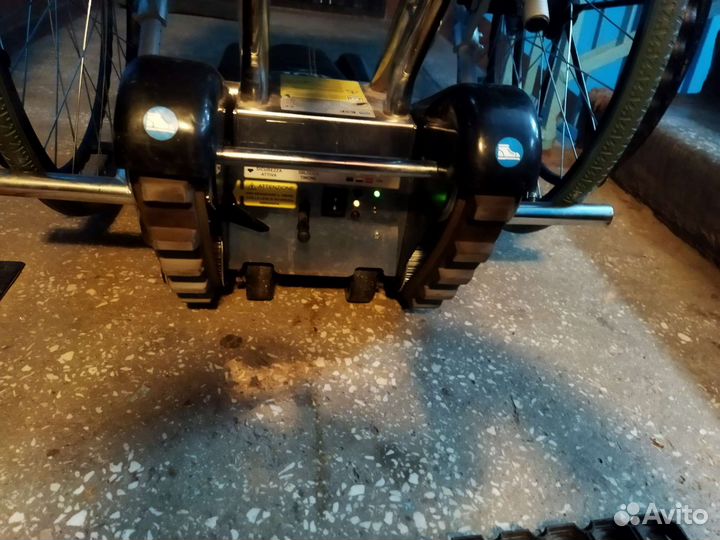 Лестничный (гусеничный) подъёмник для инвалидов «S