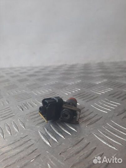 Форсунка Honda Civic 1.6 D16W1 2002