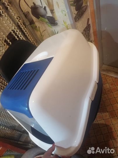 Закрытый туалет для кошек