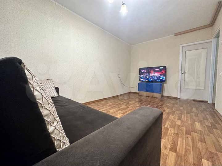 2-к. квартира, 50 м², 3/5 эт.
