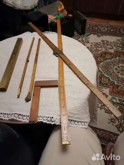 Набор старинных строительных инструментов