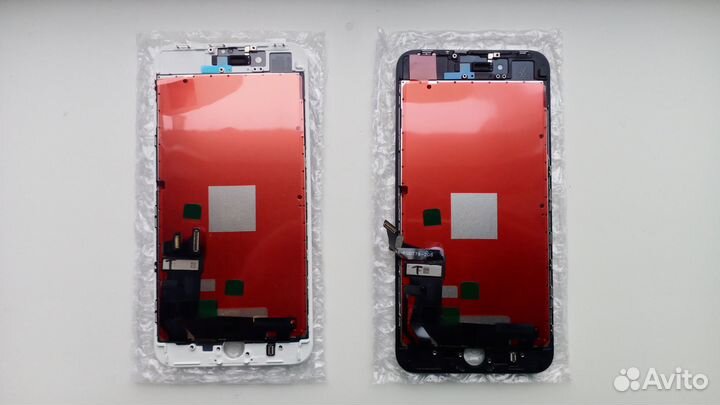 Дисплей на iPhone 6S/6S+/8/8+