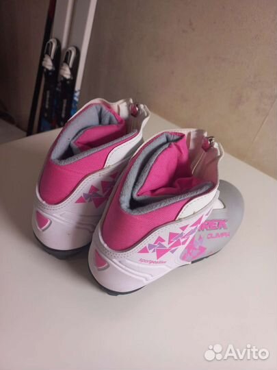 Лыжи беговые с ботинками