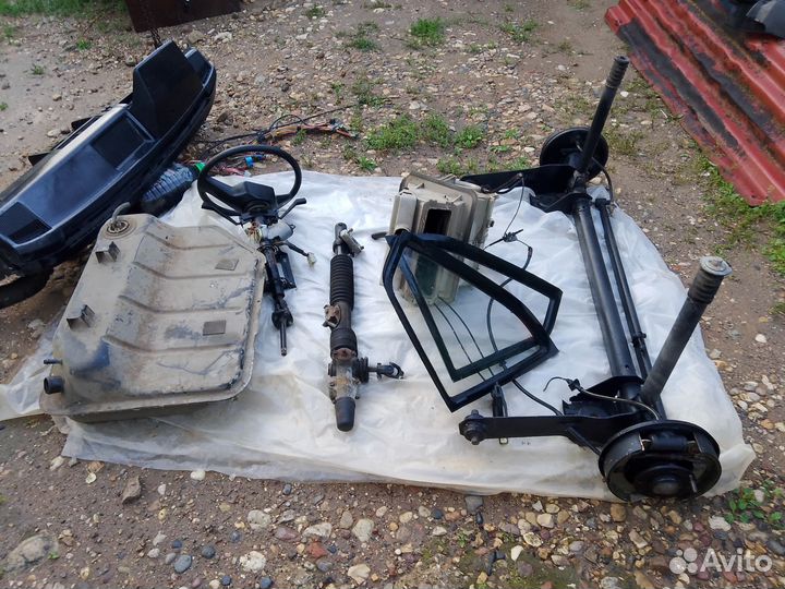 Автозапчасти на москвич 2141