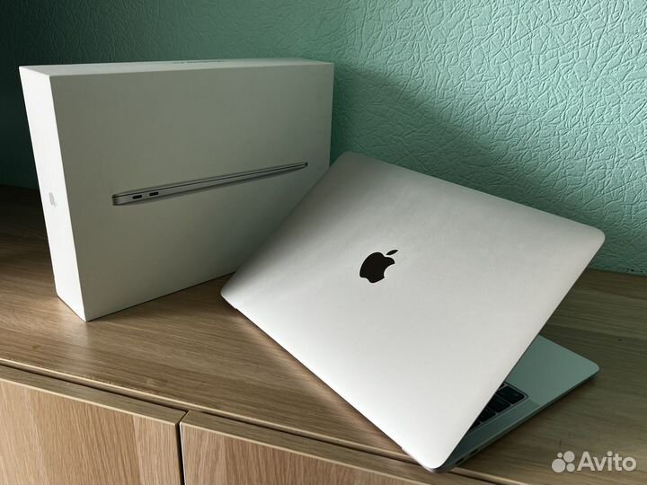 Apple MacBook Air M1