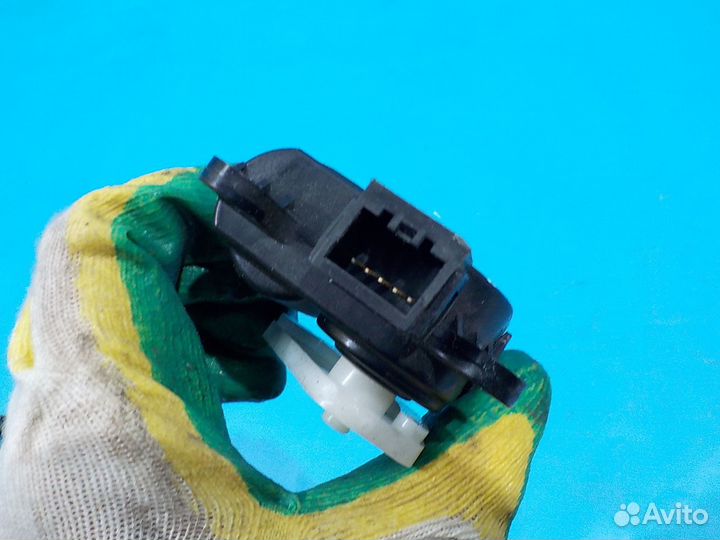 Моторчик заслонки отопителя Hyundai Starex H1 - Gr