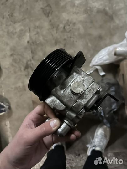 Насос Гур land rover Range Rover 3.0D