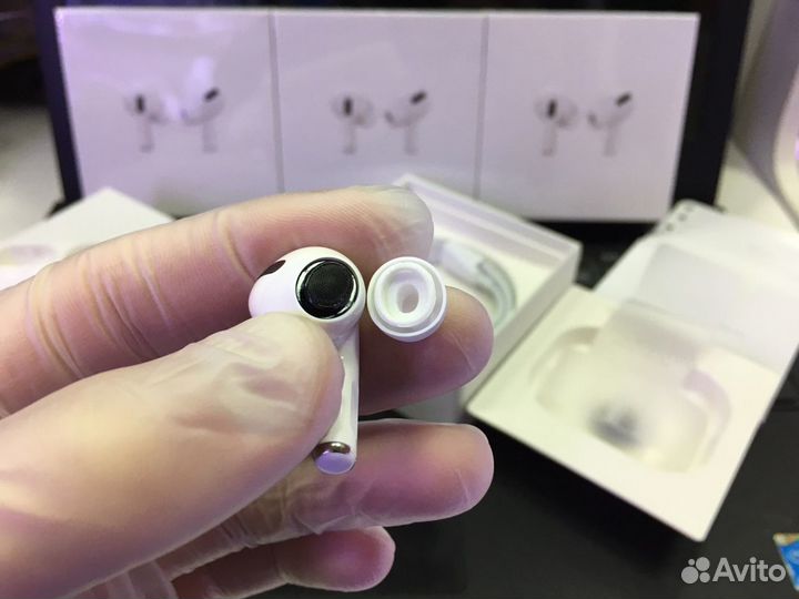AirPods Pro 2 с шумоподавлением