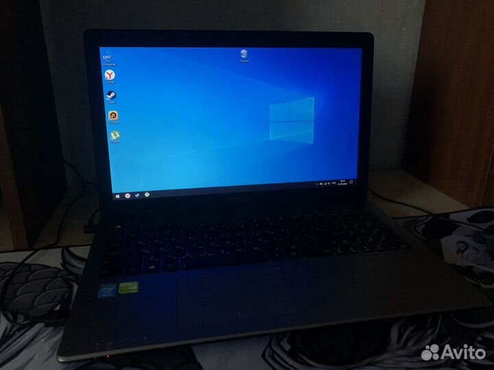 Ноутбук Asus x550l