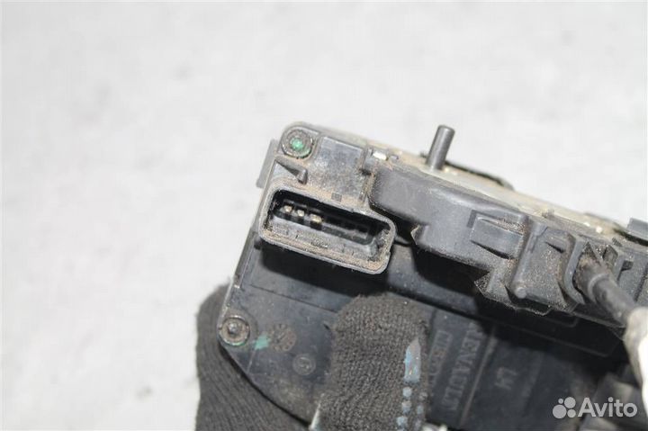 Замок двери задней левой Nissan Juke F15