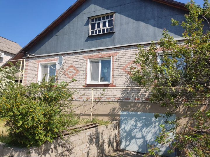 Дом 146 м² на участке 7 сот.