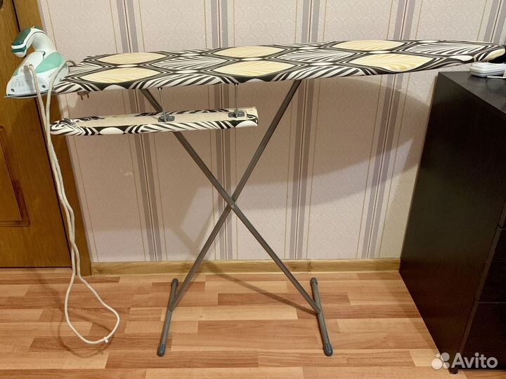 Гладильная доска с подрукавником утюг сушилка