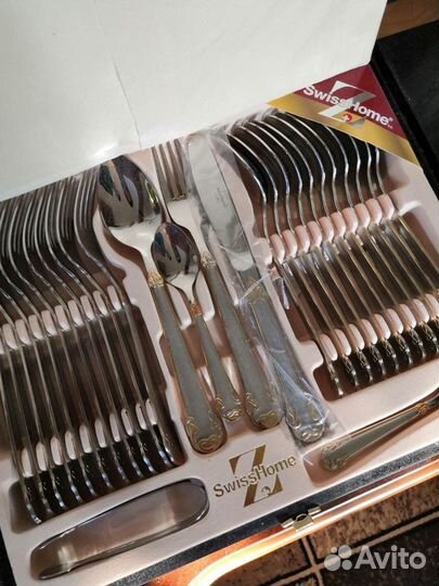 Продам шикарный набор приборов SwissHome (72 пр.)