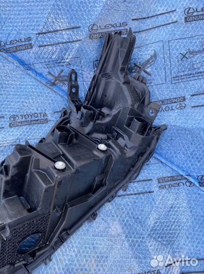 Корпус правой фары Lexus ES идеал оригинал
