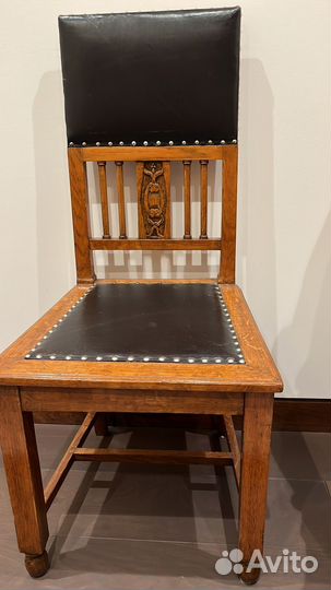 Антикварный стул Модерн