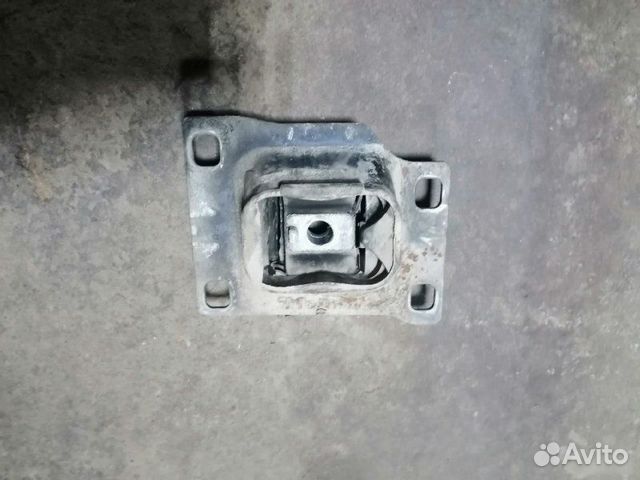 Опора кпп левая Ford Focus