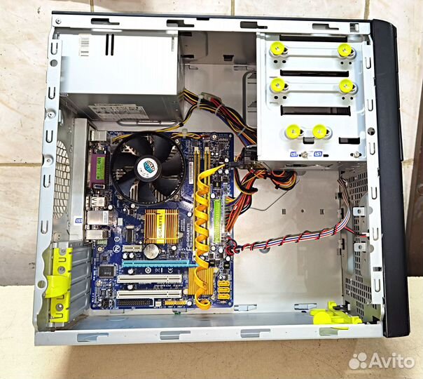 Офисный компьютер