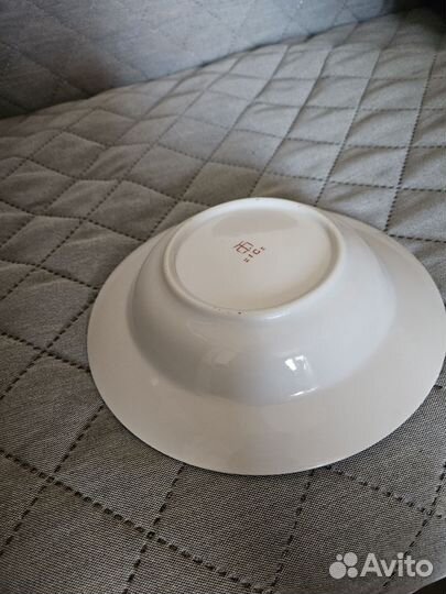 Глубокие суповые тарелки