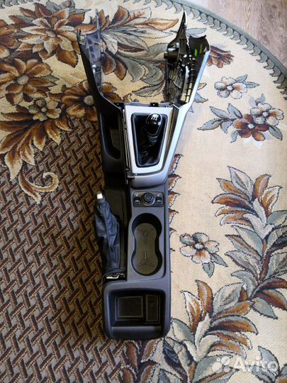 Консоль с подлокотником форд фокус 3