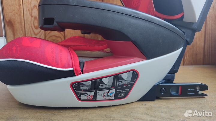 Детское автокресло babyton