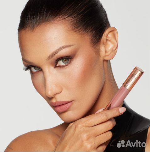 Charlotte Tilbury pillow talk blur