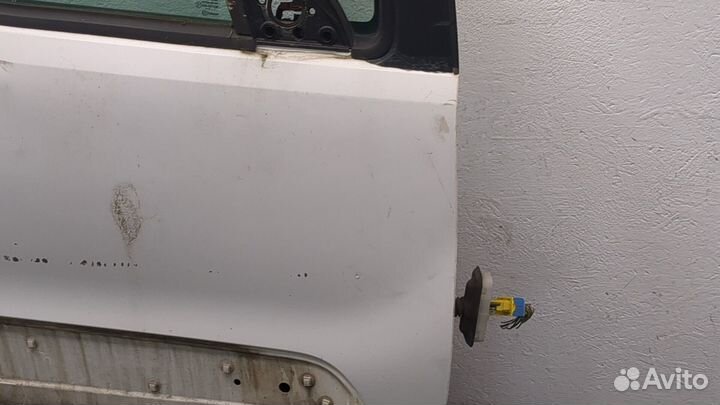 Дверь правая передняя Peugeot Partner