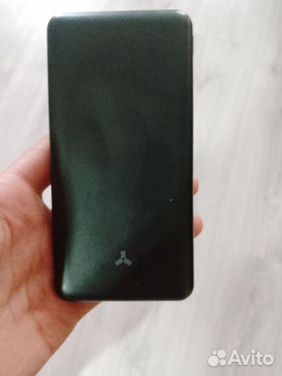 Повербанк 10000 мАч