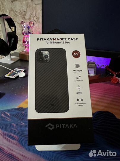Карбоновый чехол Pitaka на iPhone 12/12 pro