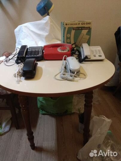 Телефоны стационарные 4 кнопочные 1дисковый