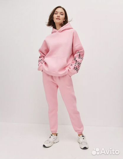 Спортивный костюм новый