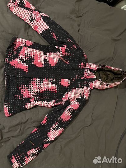 Куртка зимняя женская горнолыжная Salomon