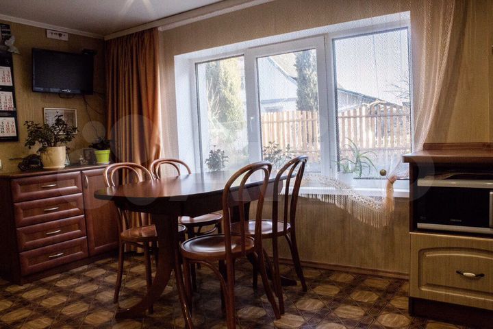 Дом 74 м² на участке 4 сот.