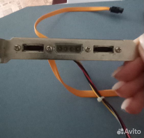 Внешний блок подключения SATA и питания