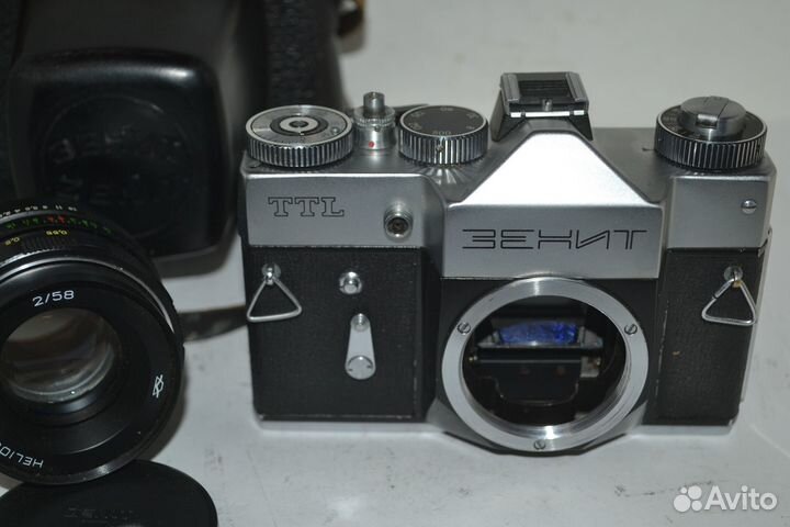 Зеркальный фотоаппарат Зенит ттл 1-выпуск 1977 г.в