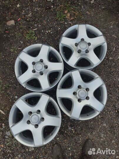 Диски литые оригинальные r17 на Touareg
