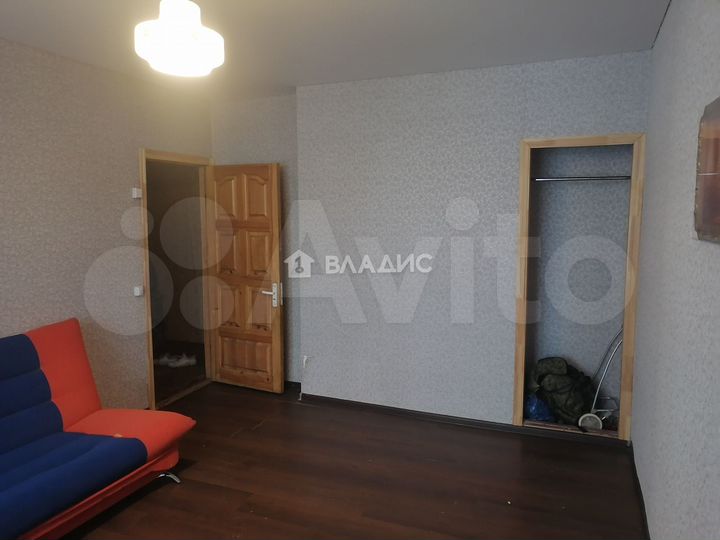 Комната 34 м² в 3-к., 1/3 эт.