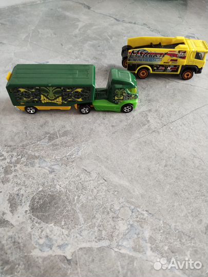 Машинки Hot wheels (грузовики)