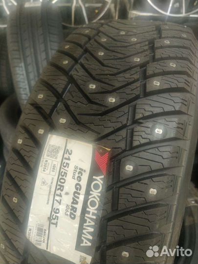 Yokohama IceGuard Stud IG65 215/50 R17 95T