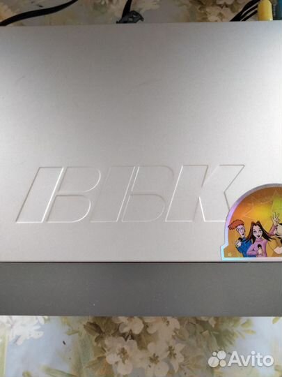 Два dvd-плеера плюс куча дисков