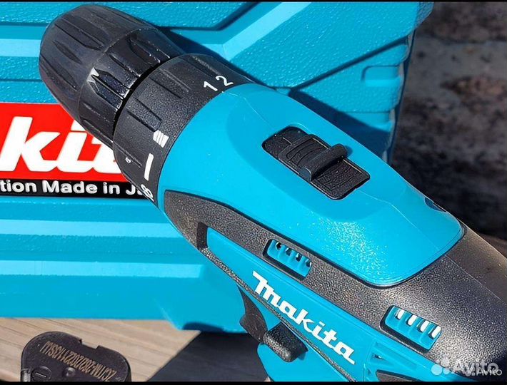 Шуруповерт Makita 12v