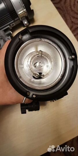 Студийная вспышка Grifon VL-320