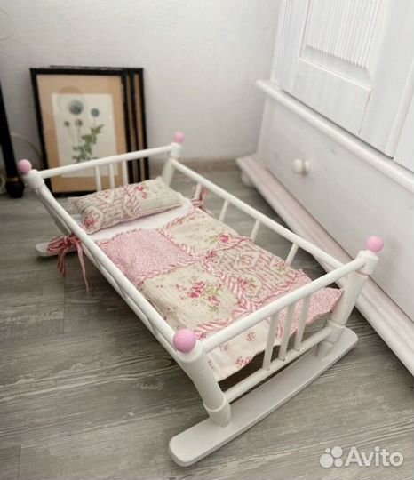 Кровать для кукол