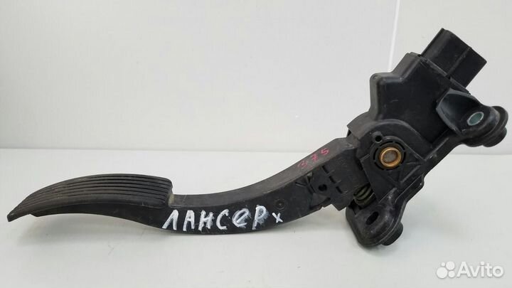 Педаль газа электронная Mitsubishi Lancer 10 CY