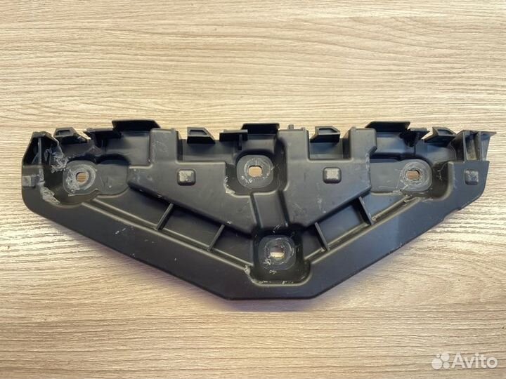 Кронштейн бампера передний левый LADA X-Ray