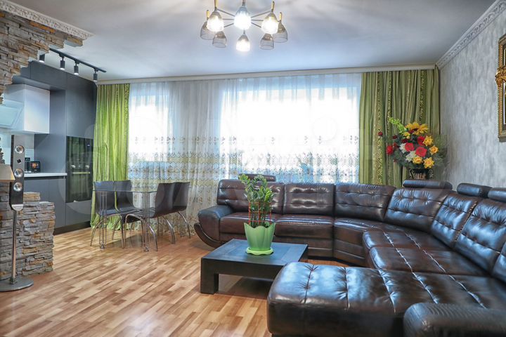 4-к. квартира, 85 м², 3/5 эт.