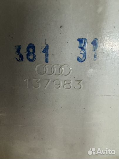 Audi 100 с4 поворотники оригинал