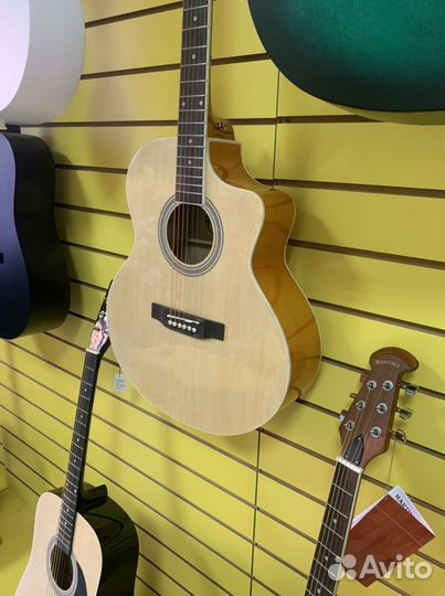 Гитара акустическая