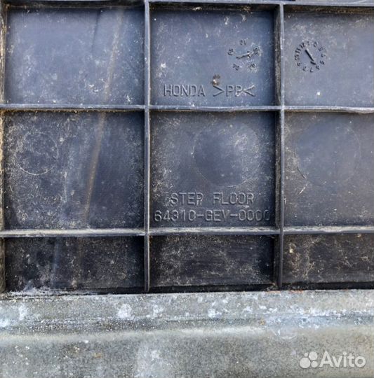 Пластик пола Honda Dio AF-56 / AF-57 AF55E
