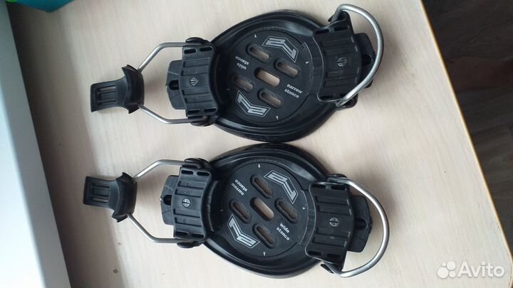 Крепления для сноуборда F2