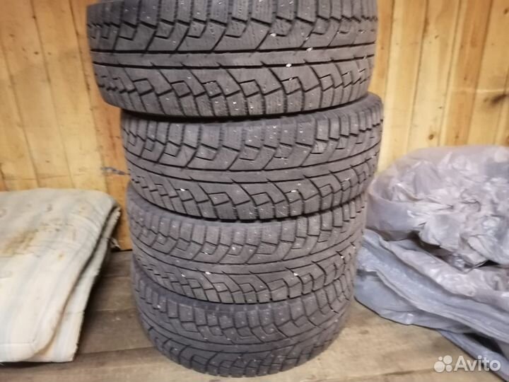Aeolus Ice Challenger 225/60 R17